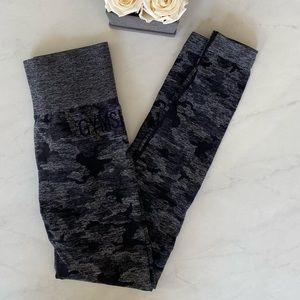Gymshark Black Camo Seamless Leggings